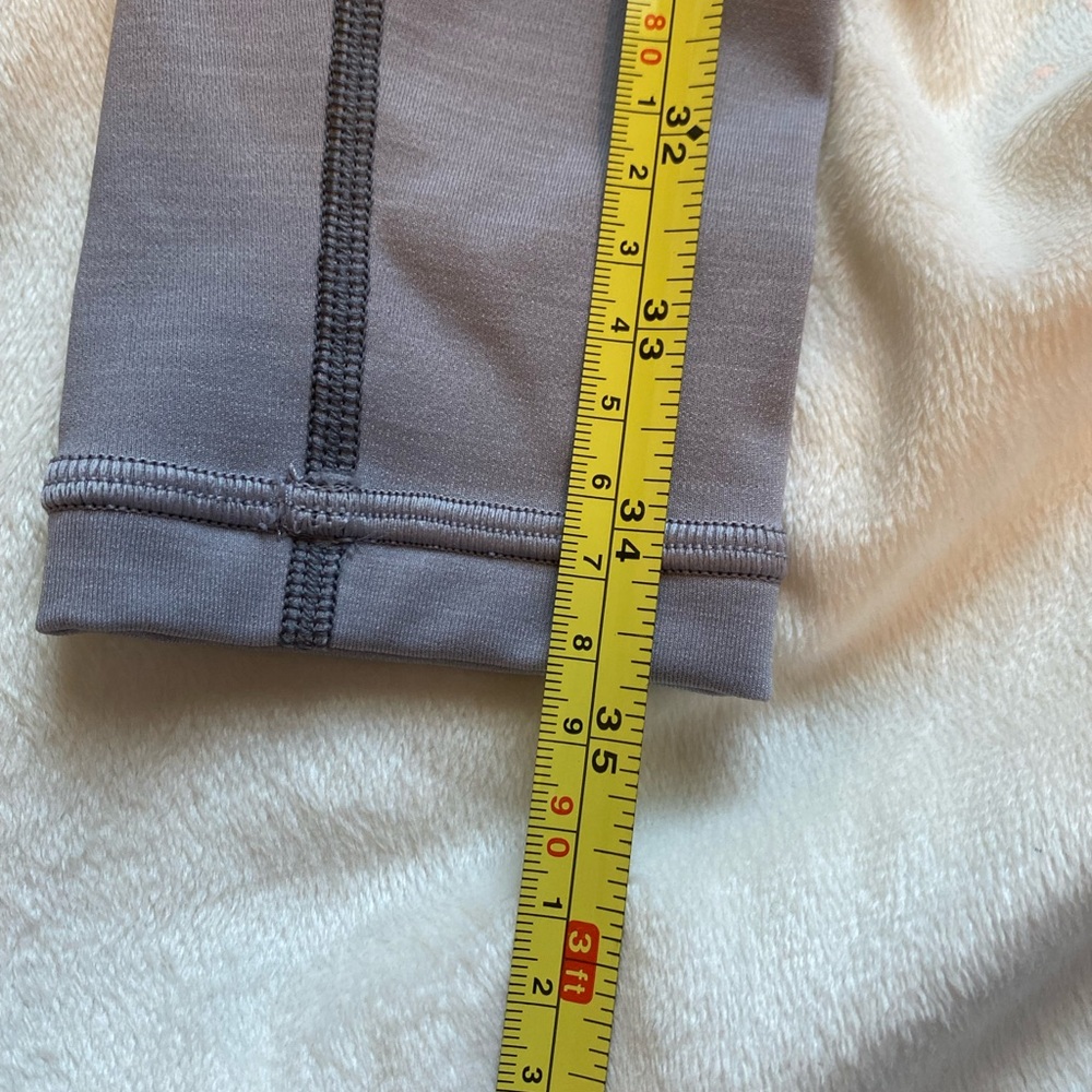 Grey Lululemon Color-Block Leggings Size 2 - image 4